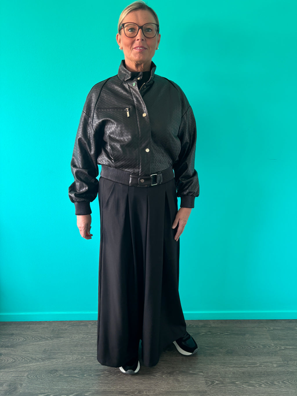 Broek brede pijpen met riem - zwart